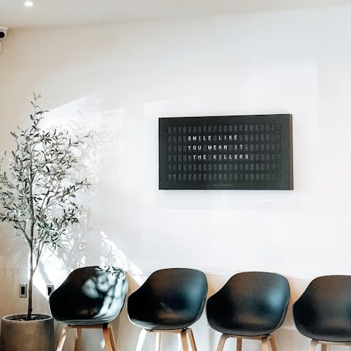 リリックスピーカー 歌詞がボードに浮かび上がる技術