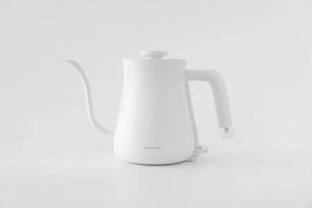 white teapot